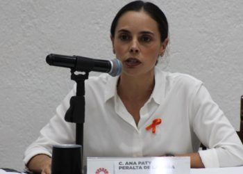 Pide licencia Ana Paty para separarse de la presidenta municipal